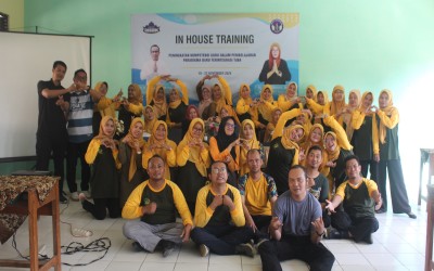 In House Training Peningkatan Kompetensi Guru Dalam Pembelajaran Paradigma Baru Terintegrasi TdBA