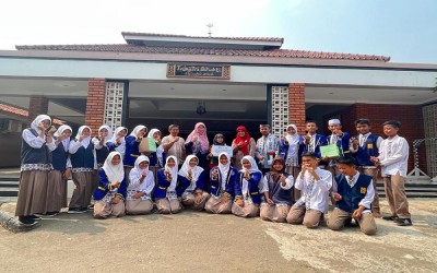 SMP Negeri 1 Pasawahan Gelar aksi Do'a Bersama dan menggalang Dana Untuk Meringankan Beban Saudara/i Muslim Di Palestina